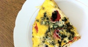 Fritata z młodziutką pokrzywą i pomidorkami:)