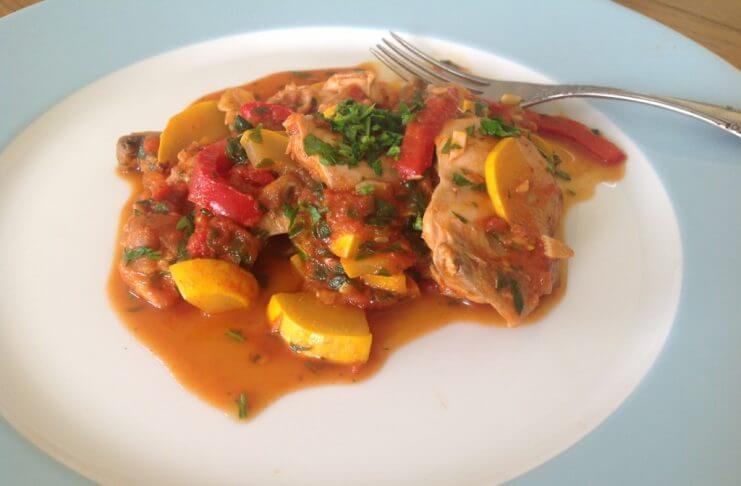 Filety Z Udka Kurczaka Z Żółtą Cukinią i Pieczarkami