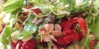 Sałata Z Pieczonych Pomidorów I Sera