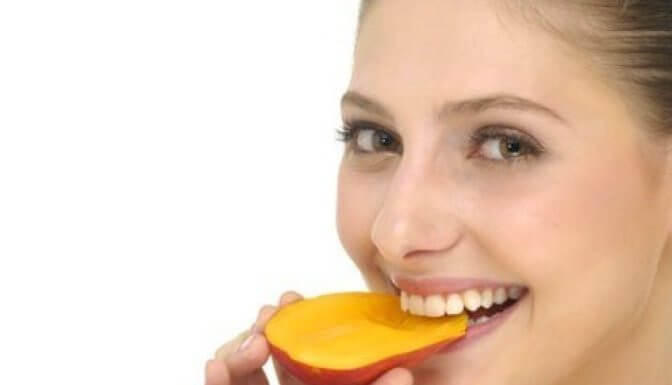KOKTAJL Z MANGO I BANANANEM
