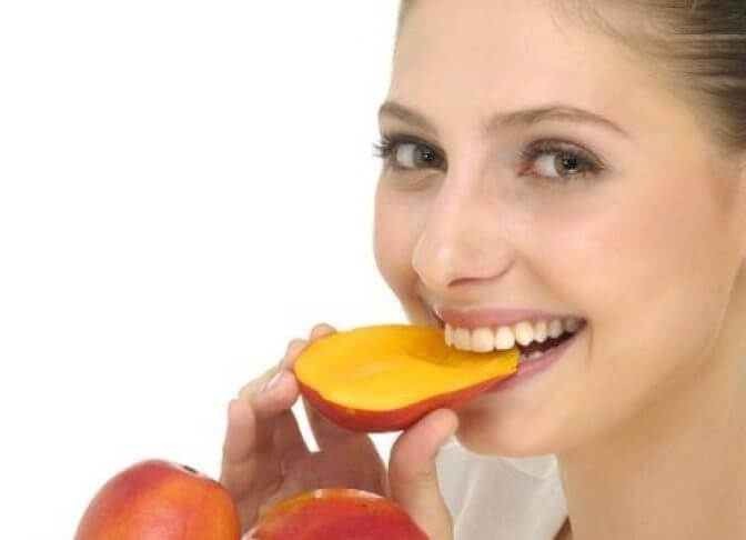 KOKTAJL Z MANGO I BANANANEM