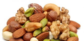 Najlepsze i najzdrowsze orzechy, które watro jeść na przekąskę