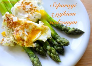 SZPARAGI Z JAJKIEM SADZONYM