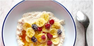 Bezglutenowa owsianka z kokosem, a może kokosanka lub kaszka kokosowa?