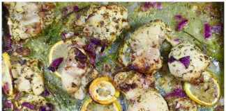 KURCZAK W CYTRYNIE Z PIECZONĄ CEBULKĄ