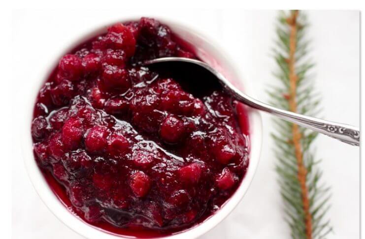 Żurawina z gruszkami na słodko, idealna do mięsa