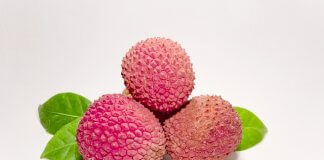 Moc właściwości zdrowotnych liczi – dlaczego warto je jeść? liczi_właściwości