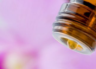 5 olejków eterycznych, które warto mieć w domu