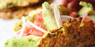 Pyszne, chrupiące cukiniowe tacos z awokado