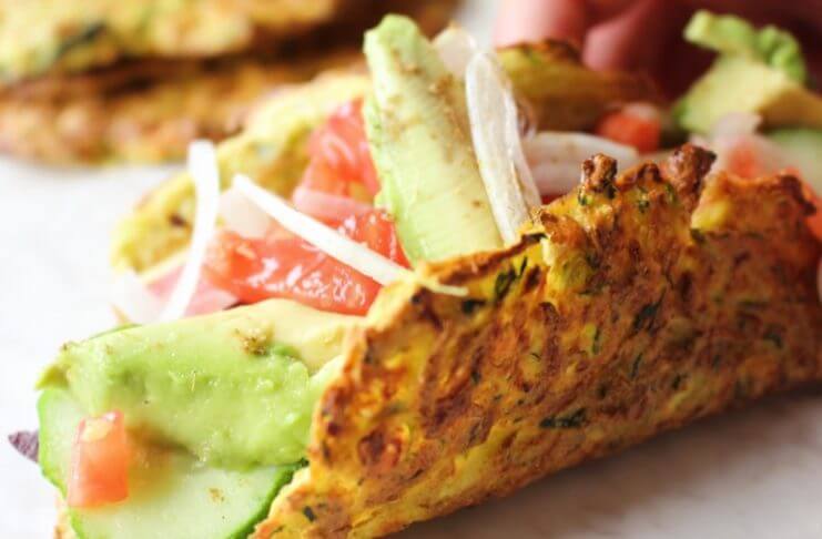 Pyszne, chrupiące cukiniowe tacos z awokado