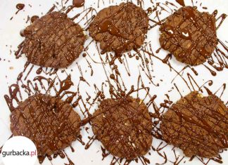 Przepis na pyszne, kakaowe ciastka bezglutenowe z cukinii ciasteczka kruche z cukinią