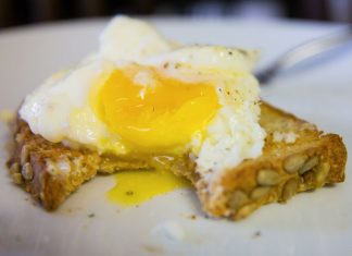 Jaki jest najzdrowszy sposób przyrządzania jajek i jak to zrobić zdrowo?