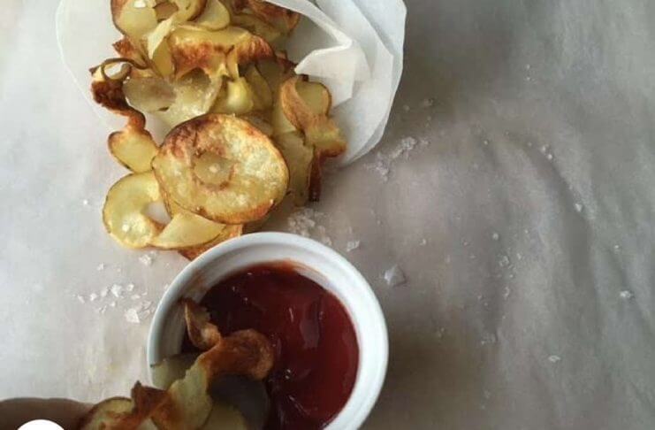 Pyszne i chrupiące talarki z ziemniaków – przepis talarki z ziemniaków