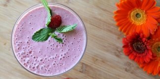 5 przepisów na pyszne koktajle oczyszczające, które pomogą Ci schudnąć zdrowe smoothie