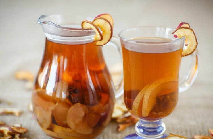 Przepis na kompot z suszu – nieodłączny element wigilijnego stołu