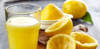 13 korzyści z picia ciepłej wody z cytryną sok cytrynowy