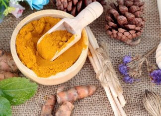 Nie używaj kurkumy, jeśli przyjmujesz któreś z tych leków!