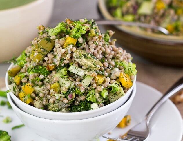 5 sałatek z kaszą, dla każdego kto się odchudza!