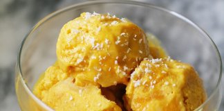 3 POMYSŁY NA LODY Z KURKUMĄ