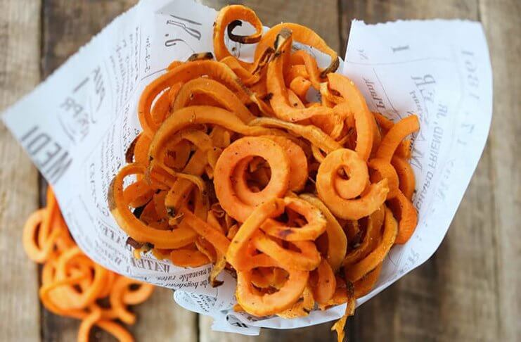 KRĘCONE FRYTKI Z BATATÓW