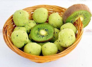 7 POMYSŁÓW NA WYKORZYSTANIE MĄKI KOKOSOWEJ W KUCHNI