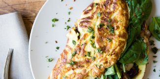 3 POMYSŁY NA OMLET Z WARZYWAMI omlet z warzywami na śniadanie