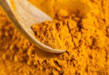 10 WŁAŚCIWOŚCI KURKUMY właściwości kurkumy i kurkuminy