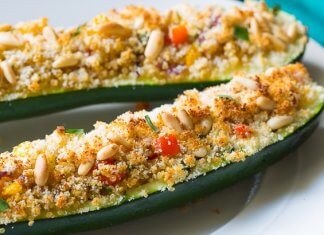 CUKINIA FASZEROWANA WARZYWAMI I KOMOSĄ RYŻOWĄ