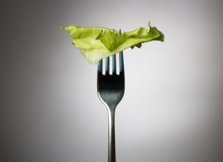 NIE POTRAFISZ I NIE WIESZ, JAK SCHUDNĄĆ? BYĆ MOŻE JESZ ZA MAŁO jak schudnąć