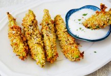 CHRUPIĄCE FRYTKI Z AWOKADO chrupiące frytki z awokado