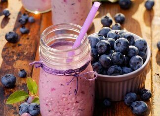 ODŻYWCZY KOKTAJL Z BORÓWKAMI PEŁEN ANTYOKSYDANTÓW kokatajl z borówkami