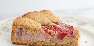 BEZGLUTENOWY PLACEK ZE ŚLIWKAMI bezglutenowy placek ze śliwkami