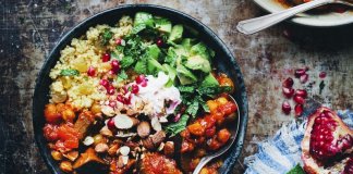 WARZYWNE LECZO Z KASZĄ JAGLANĄ I AWOKADO warzywne leczo z kaszą jaglaną