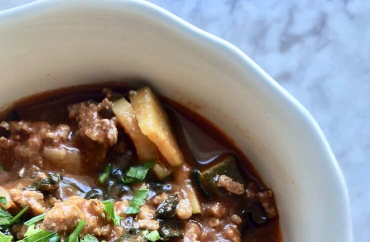 Gulasz wołowy z warzywami i specjalnym dodatkiem przyspieszającym odchudzanie