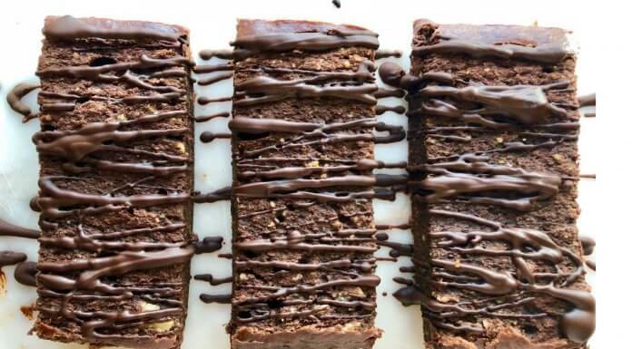 Proteinowe brownie (bez cukru, mąki, mleka i jajek)